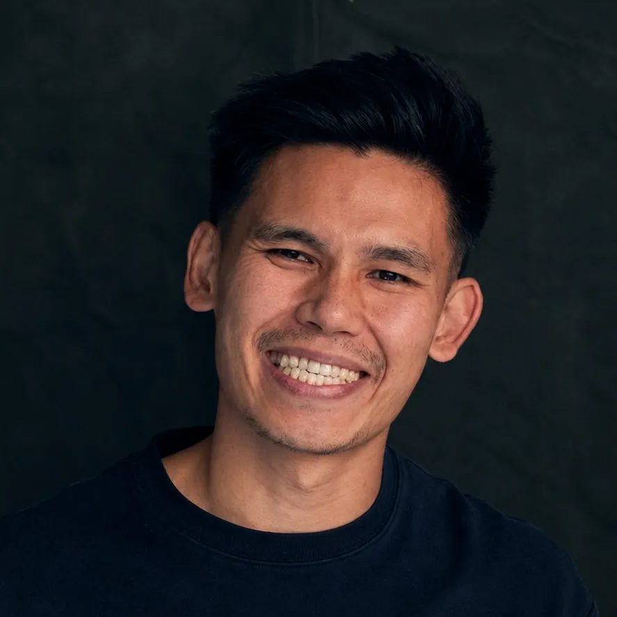 Portrait of Mark Nguyen